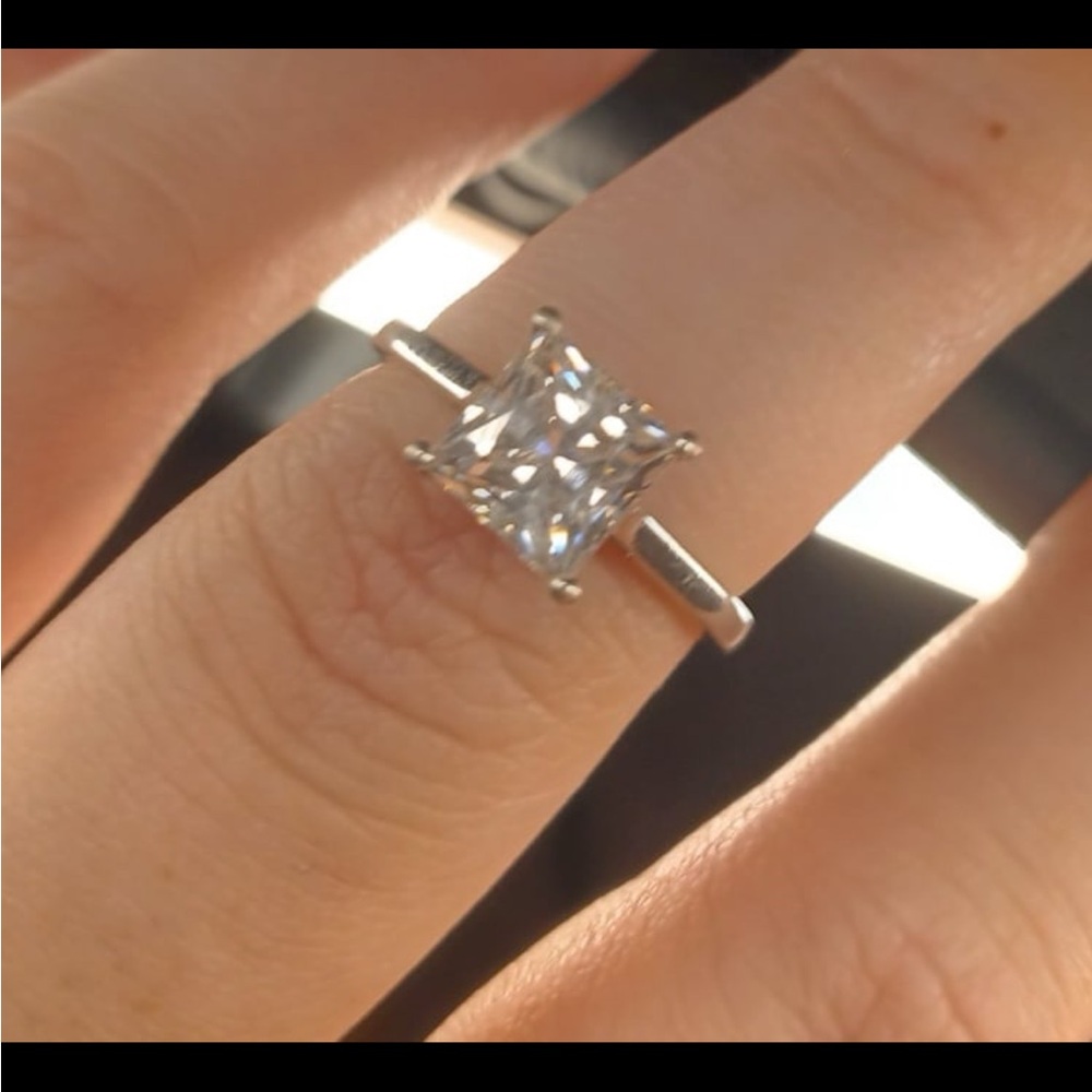 LUXORO Solitaire Ring (Size 6.0) Made with Zirconia from Swarovs
